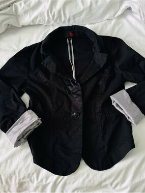 G by Guess Black Single-Button Blazer with Contrast Cuffs